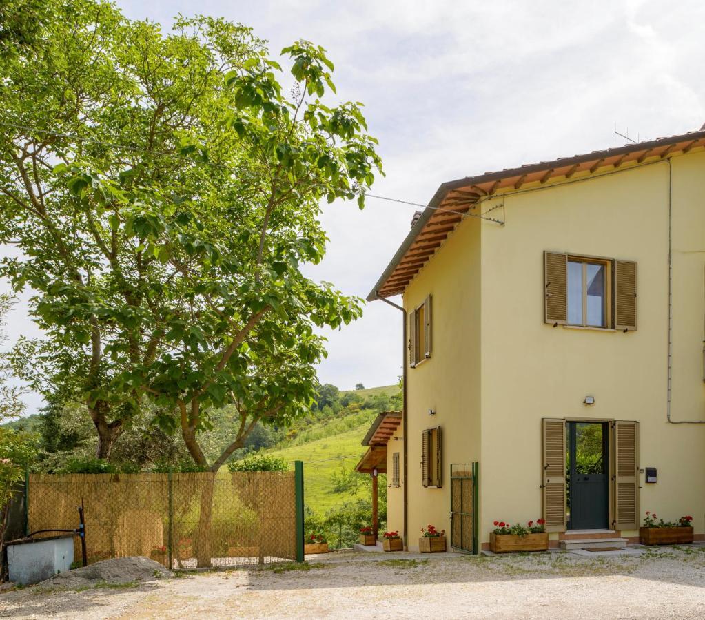 Casa Vacanze San Vittorino Gubbio Exterior foto